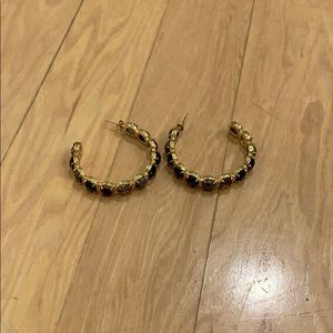 Kendra Scott neutral stone gold hoop earrings